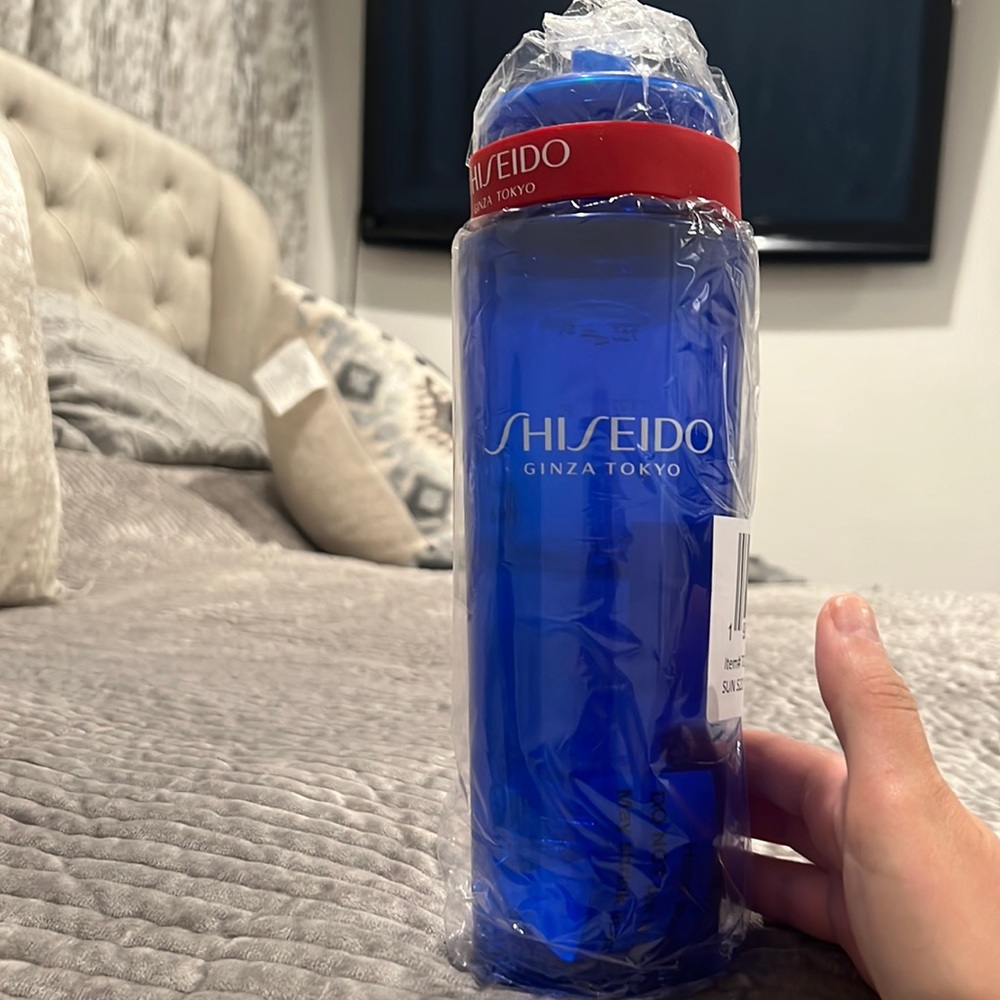 Shiseido water bottle